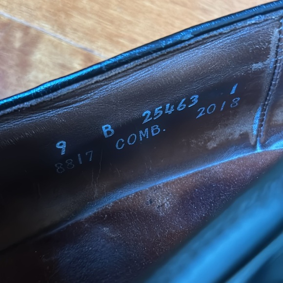 Allen Edmonds Manchester Black Leather Slip-On Tassel Loafers Men’s Size 9 B - Picture 11 of 13